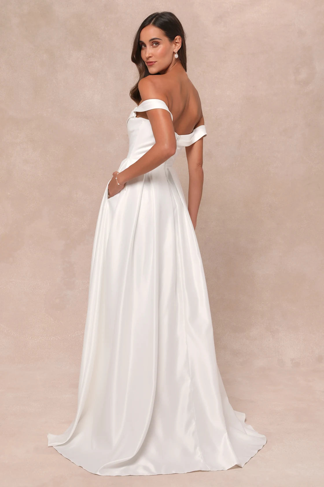 Extraordinary Vow White Off-the-Shoulder Maxi Dress with Pockets