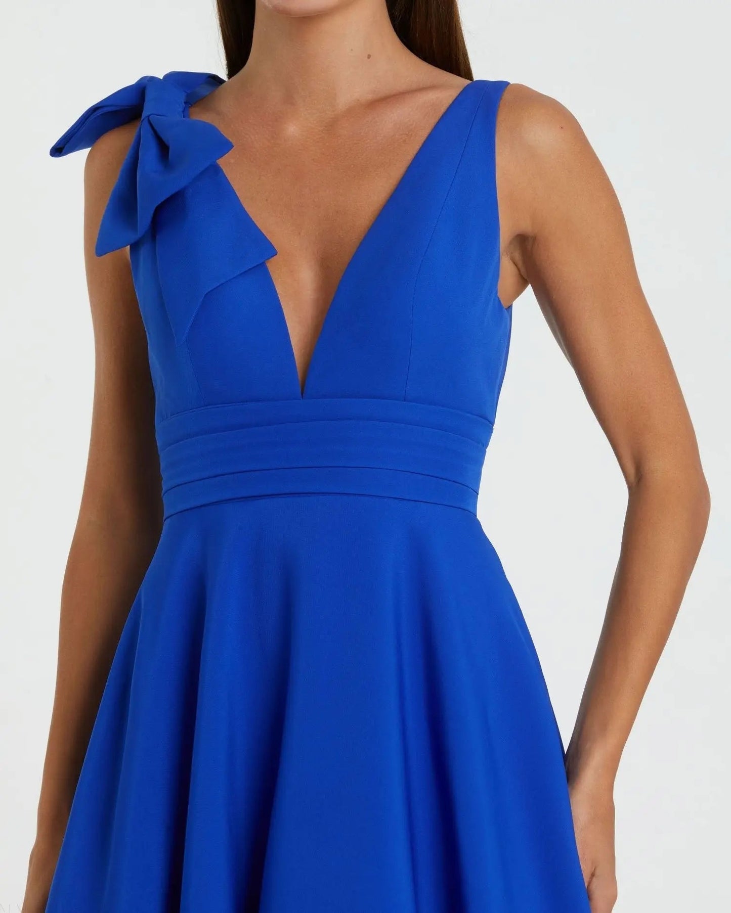 Blue Sleeveless Plunge Neck Ball Gown With Bow Detail